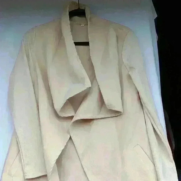 Womens open cape jacket size S cream color business office staple - Picture 8 of 12